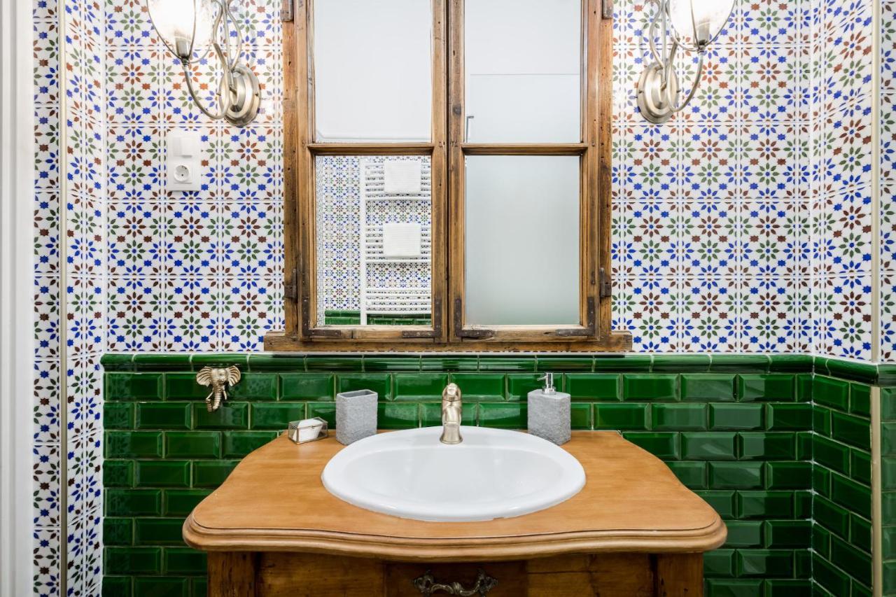 Unique & Stylish - Home Of Traveler In City Center Budapest Ngoại thất bức ảnh